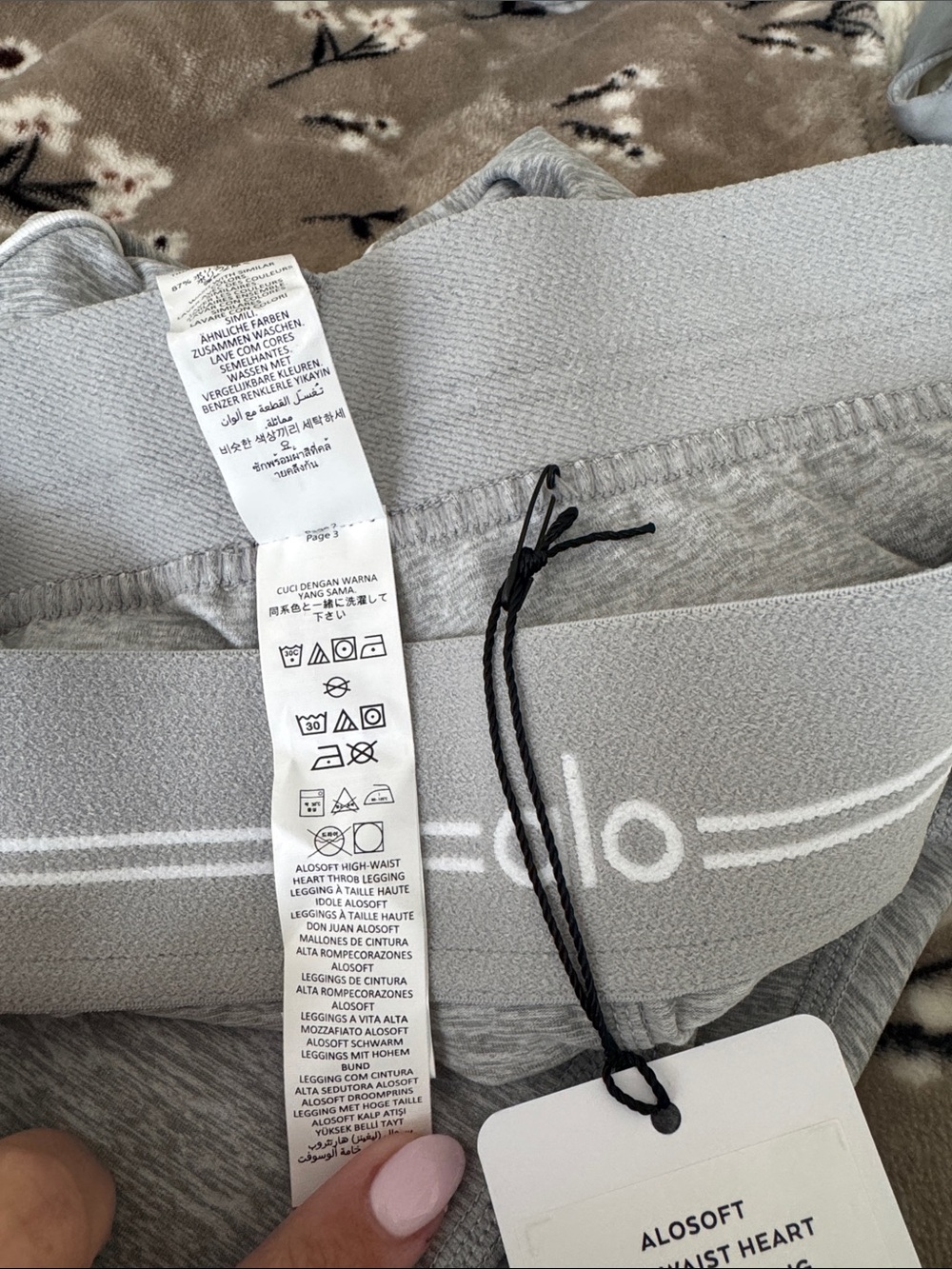 BUNDLE BRAND NEW ALO Yoga Gray Seamless Sports Bra & Leggings Set - Picture 9 of 9